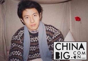 郑钧女儿郑楚怡照片,青春洋溢，美丽动人