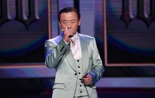 周立波的背景,从海归精英到争议名嘴的蜕变之路